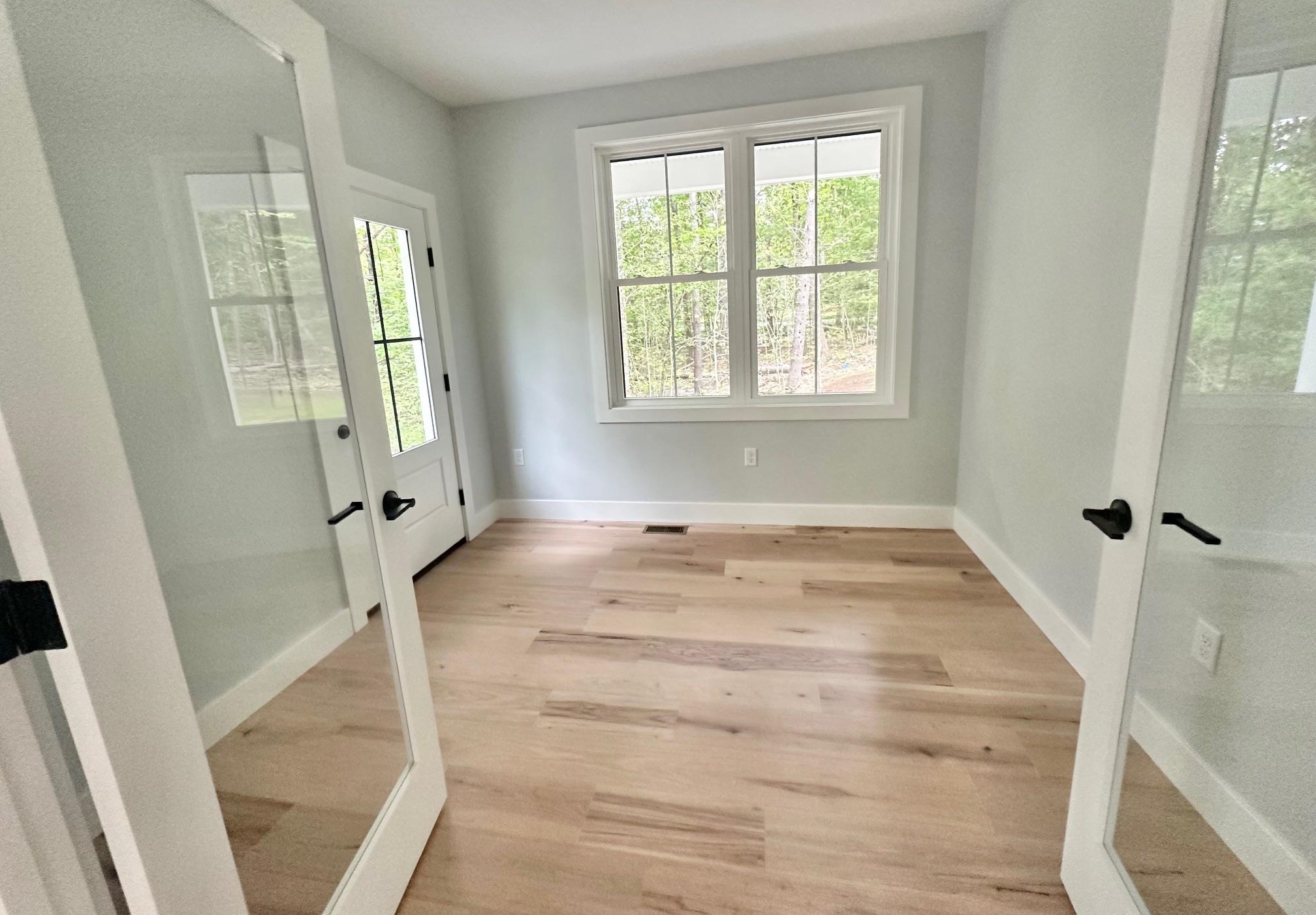 111 Linden Street, Unit 5 Exeter, NH 03833 - Photo 13 of 24