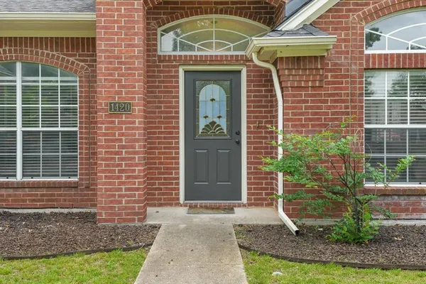 $450,000 | 1420 Stratford Lane, Denton, TX 76209