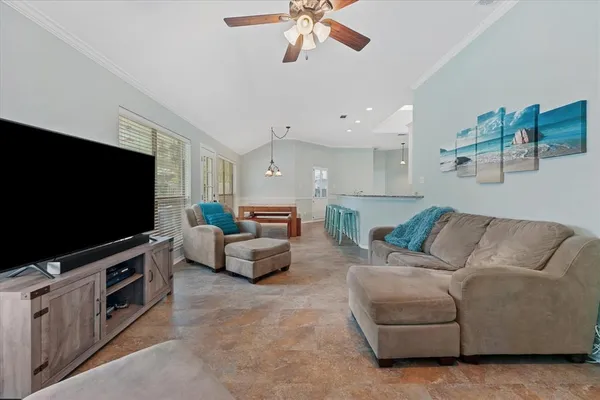 $450,000 | 1420 Stratford Lane, Denton, TX 76209