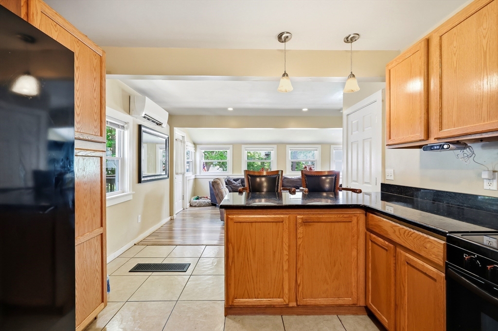 85 Otter Point Road Westfield, MA 01085 - Photo 8 of 40