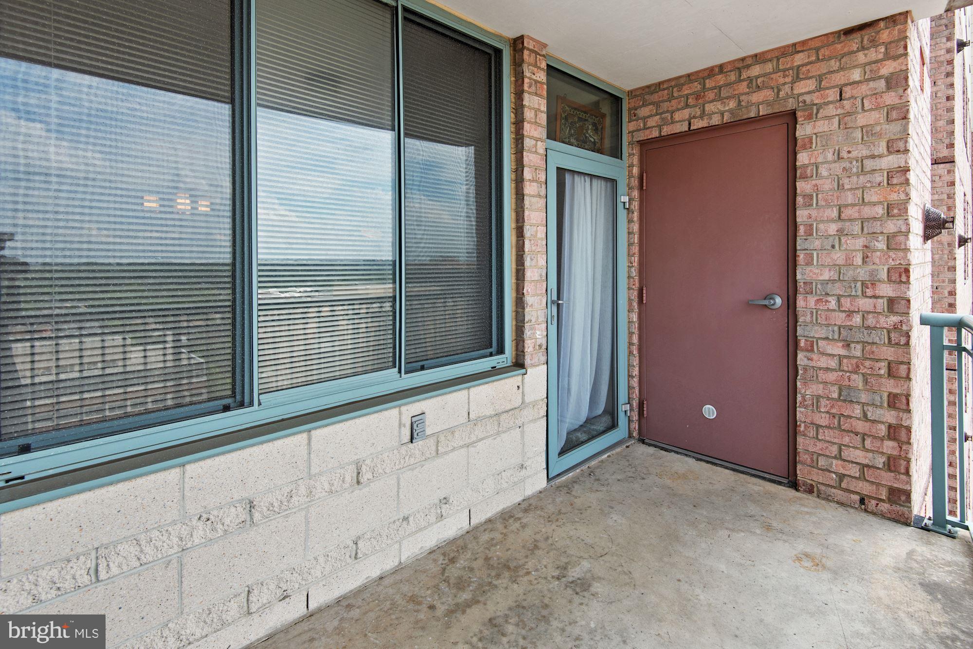 851 North Glebe Road, Unit 1715 Arlington, VA 22203 - Photo 17 of 34 ENJOY!