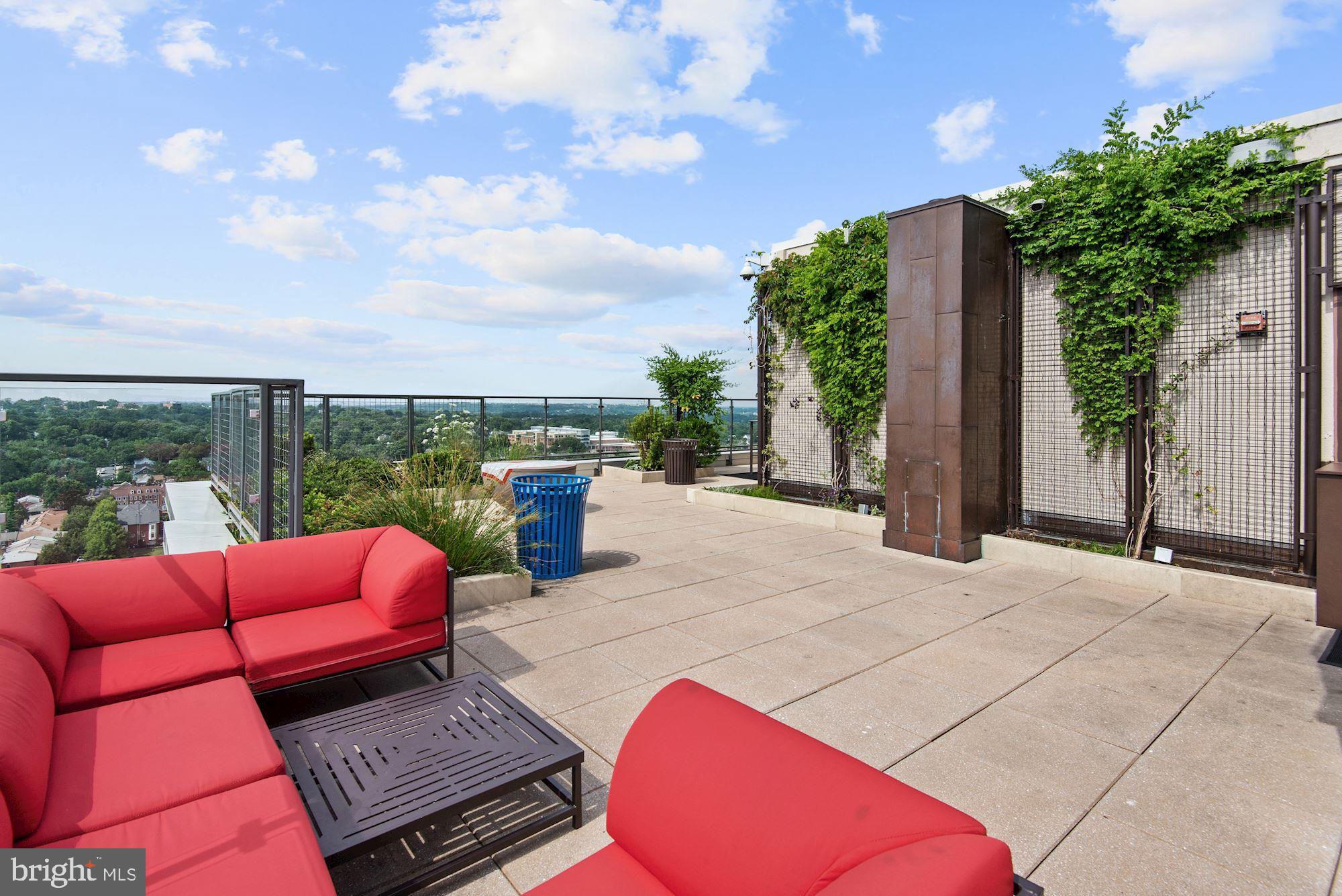 851 North Glebe Road, Unit 1715 Arlington, VA 22203 - Photo 18 of 34 ROOFTOP