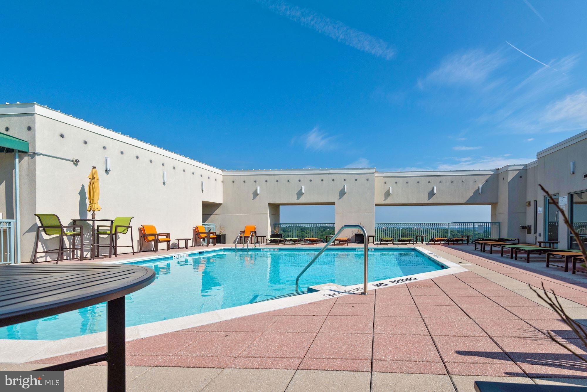 851 North Glebe Road, Unit 1715 Arlington, VA 22203 - Photo 22 of 34 WONDERFUL POOL