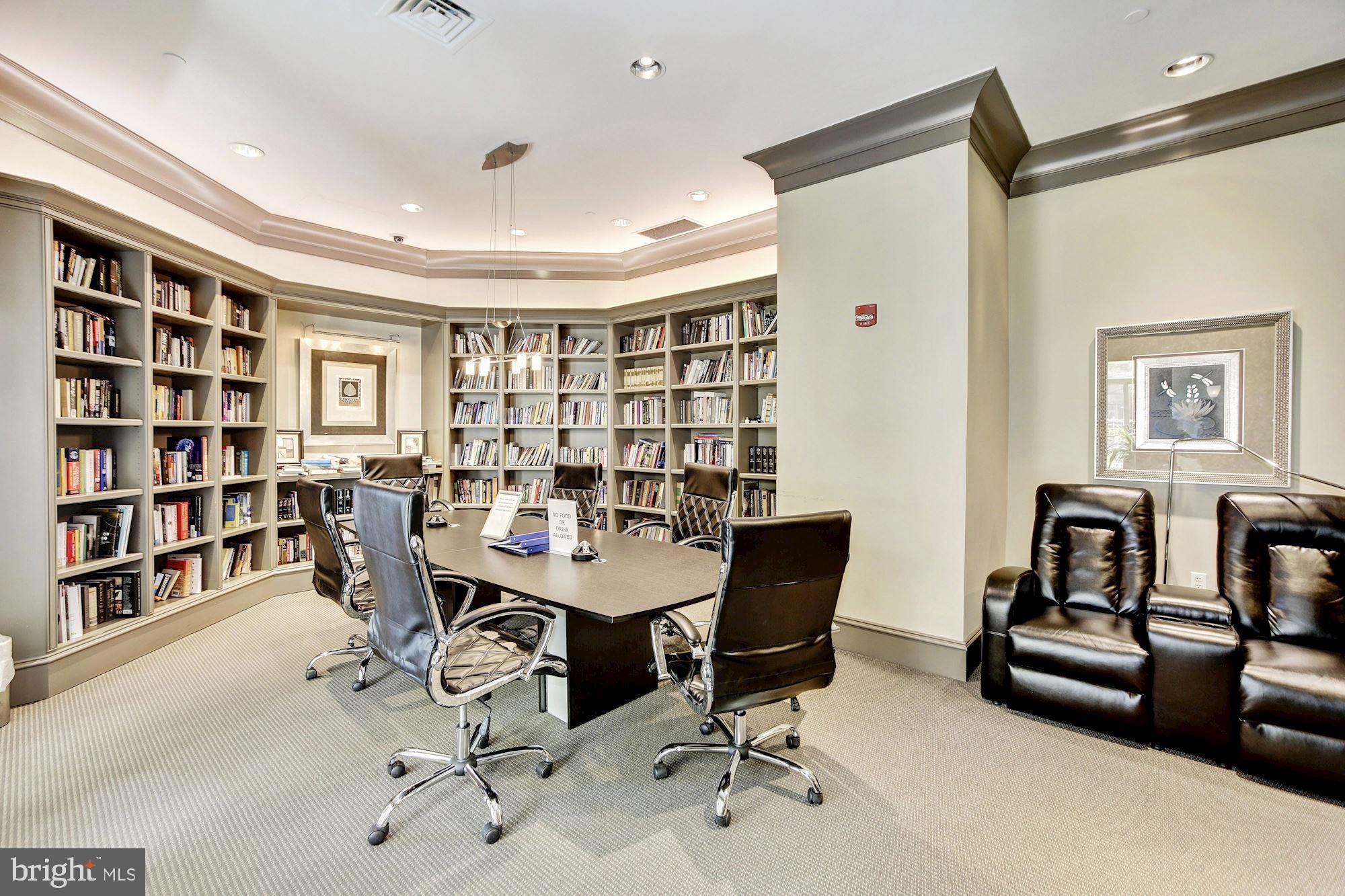851 North Glebe Road, Unit 1715 Arlington, VA 22203 - Photo 26 of 34 COMMUNITY AREA