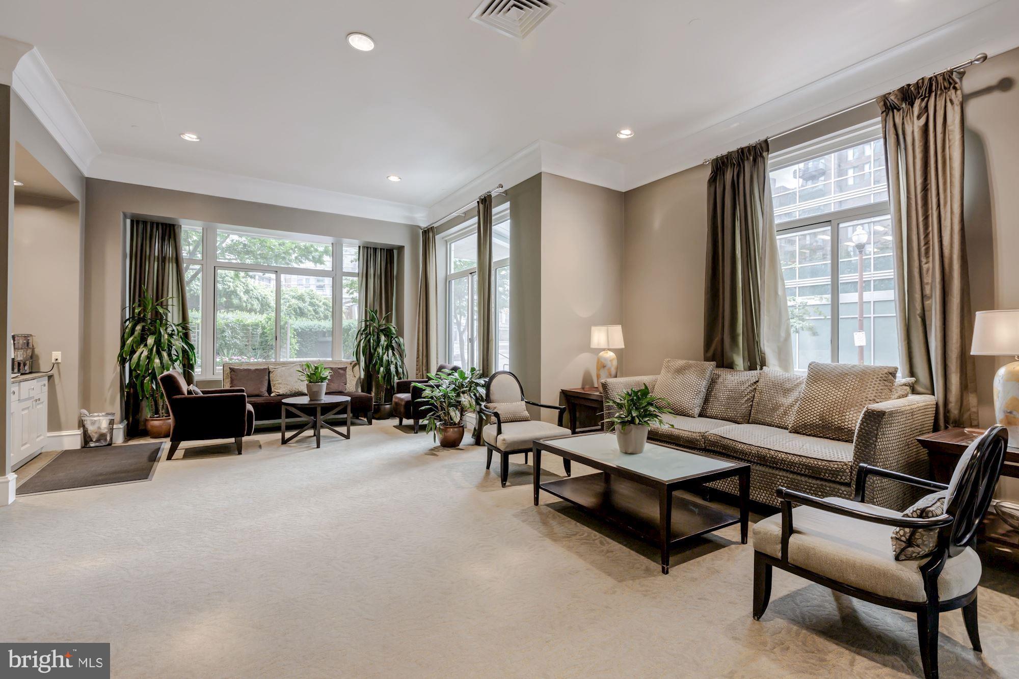 851 North Glebe Road, Unit 1715 Arlington, VA 22203 - Photo 31 of 34