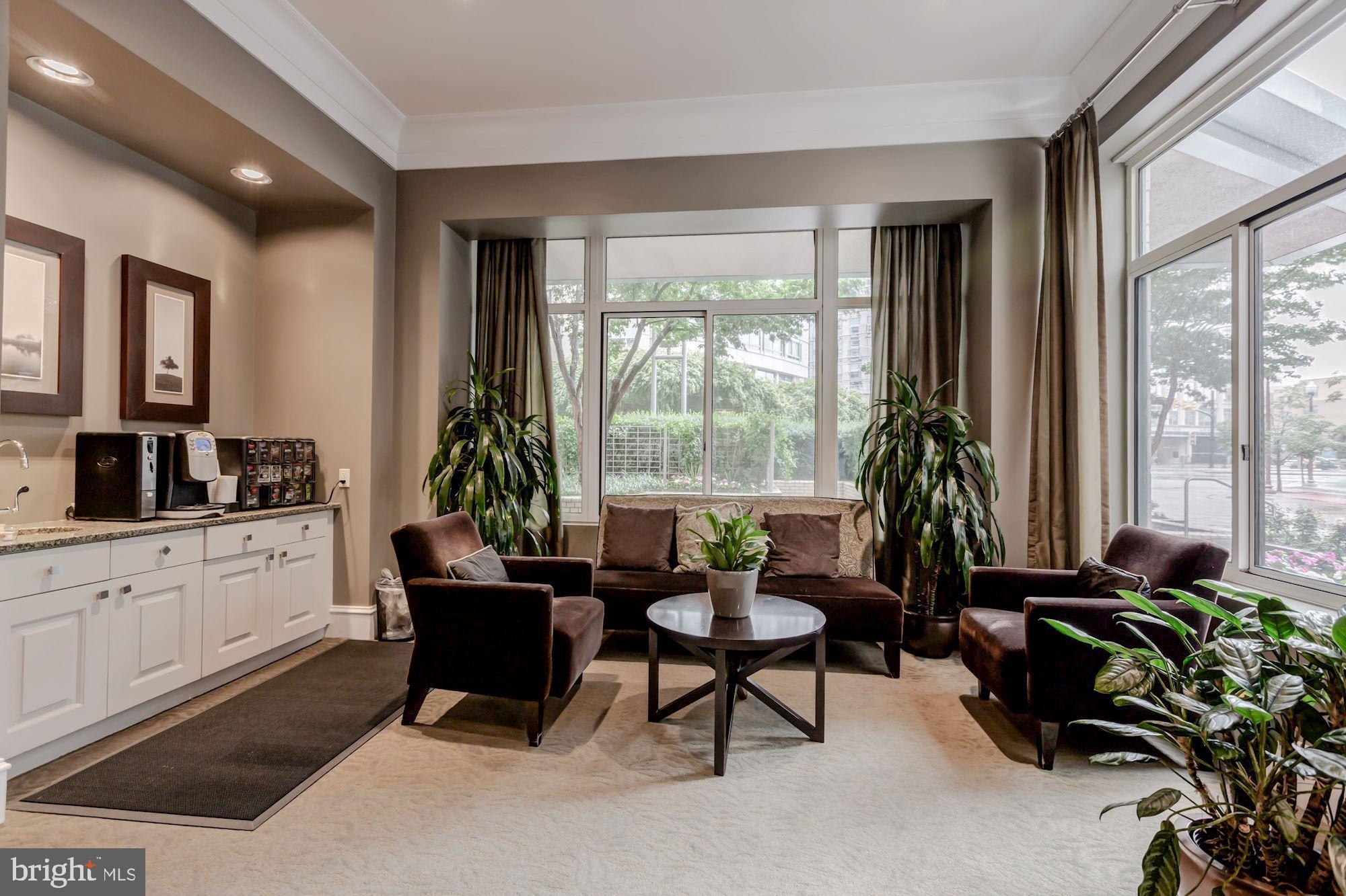 851 North Glebe Road, Unit 1715 Arlington, VA 22203 - Photo 32 of 34