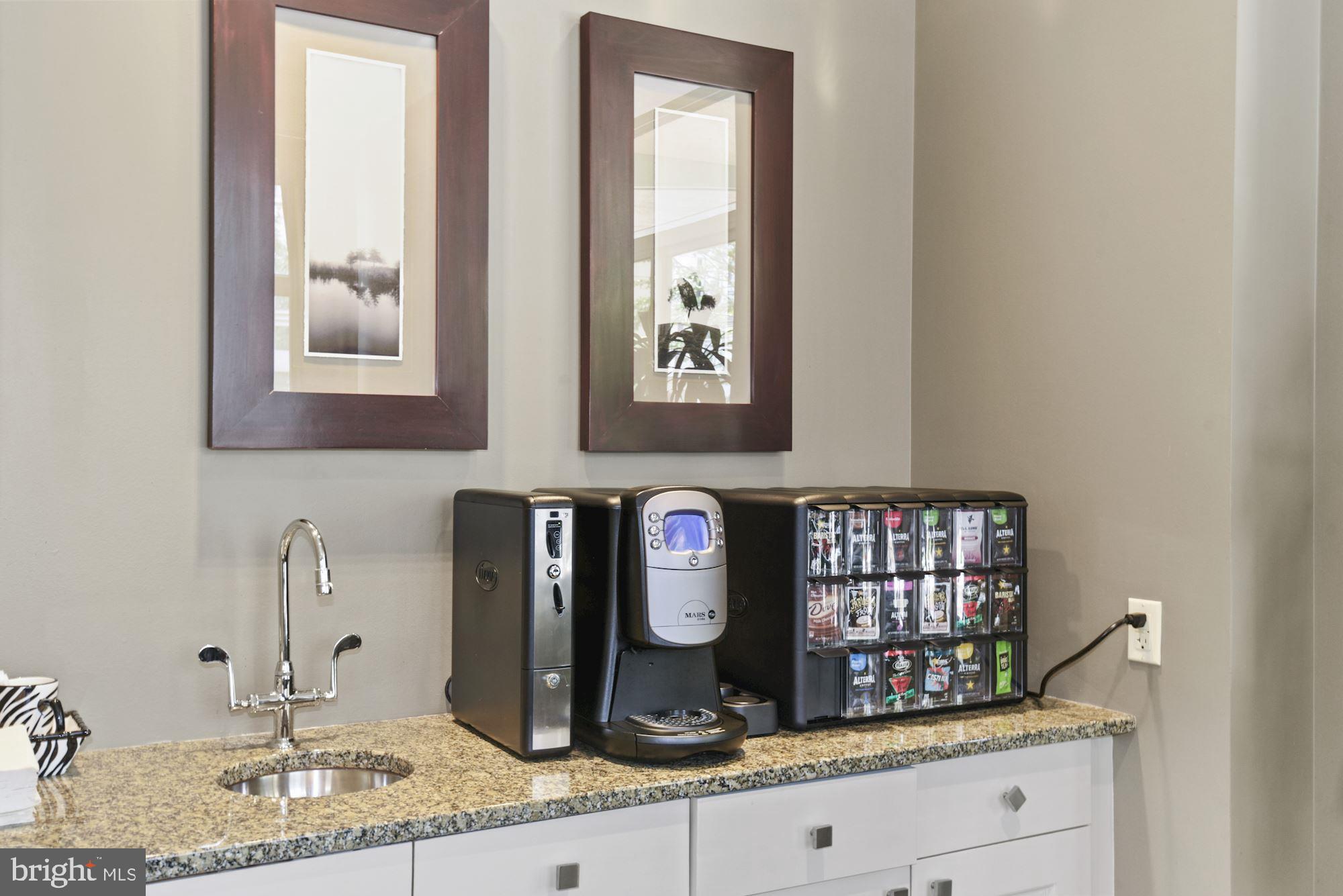 851 North Glebe Road, Unit 1715 Arlington, VA 22203 - Photo 33 of 34