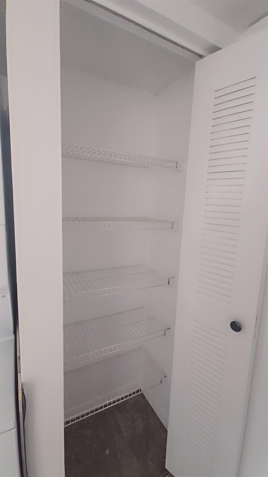3700 North 56th Avenue, Unit 1015 Hollywood, FL 33021 - Photo 3 of 10 Photo 3