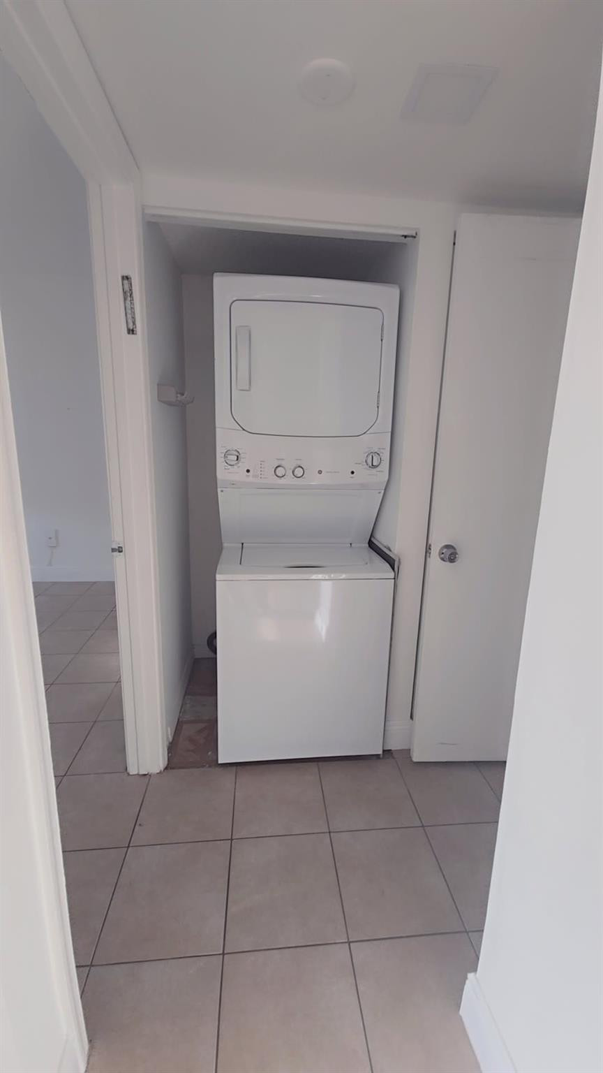 3700 North 56th Avenue, Unit 1015 Hollywood, FL 33021 - Photo 6 of 10 Photo 6