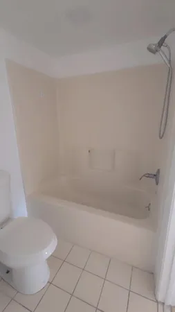 $1,900 | 3700 North 56th Avenue, Unit 1015, Hollywood, FL 33021