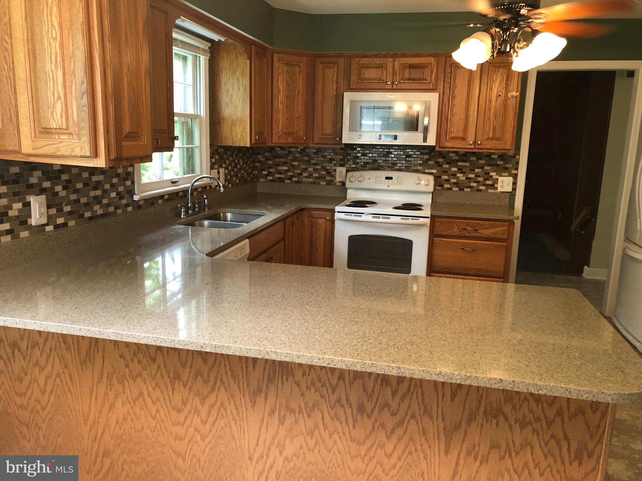 6219 Quinn Road Frederick, MD 21701 - Photo 5 of 26 Kitchen