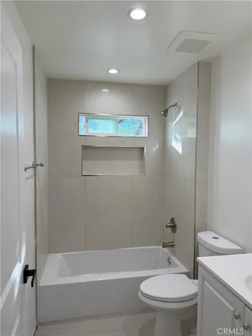 $3,600 | 2215 North Brighton Street, Burbank, CA 91504