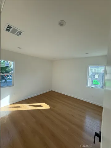 $3,600 | 2215 North Brighton Street, Burbank, CA 91504