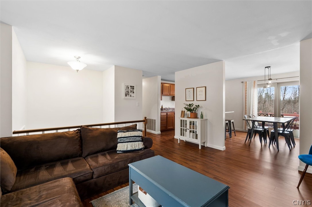 6034 Darby Road Cicero, NY 13039 - Photo 11 of 50