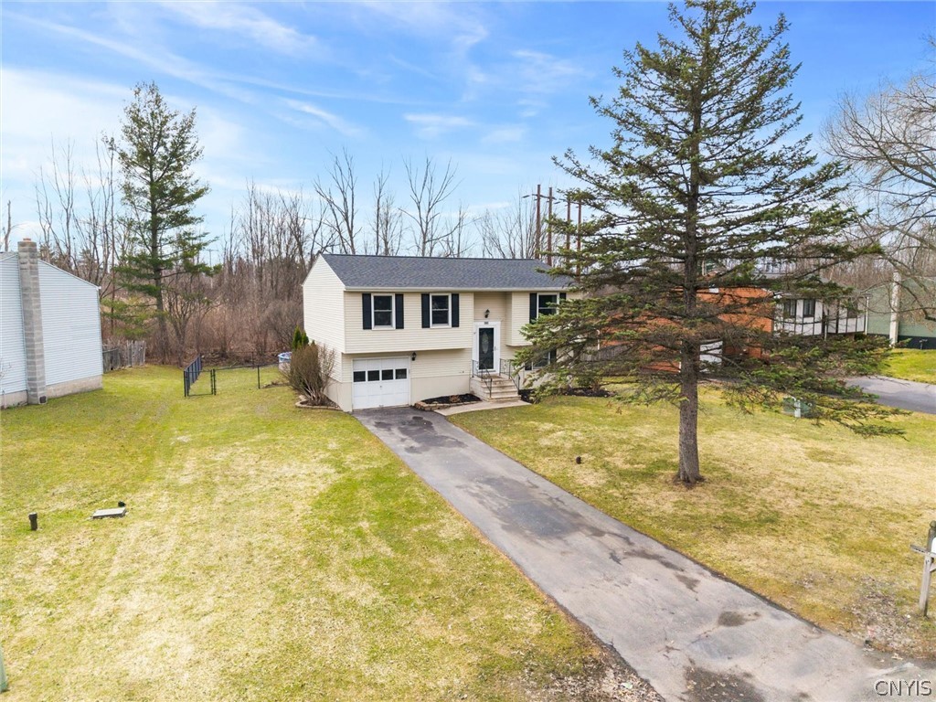 6034 Darby Road Cicero, NY 13039 - Photo 3 of 50