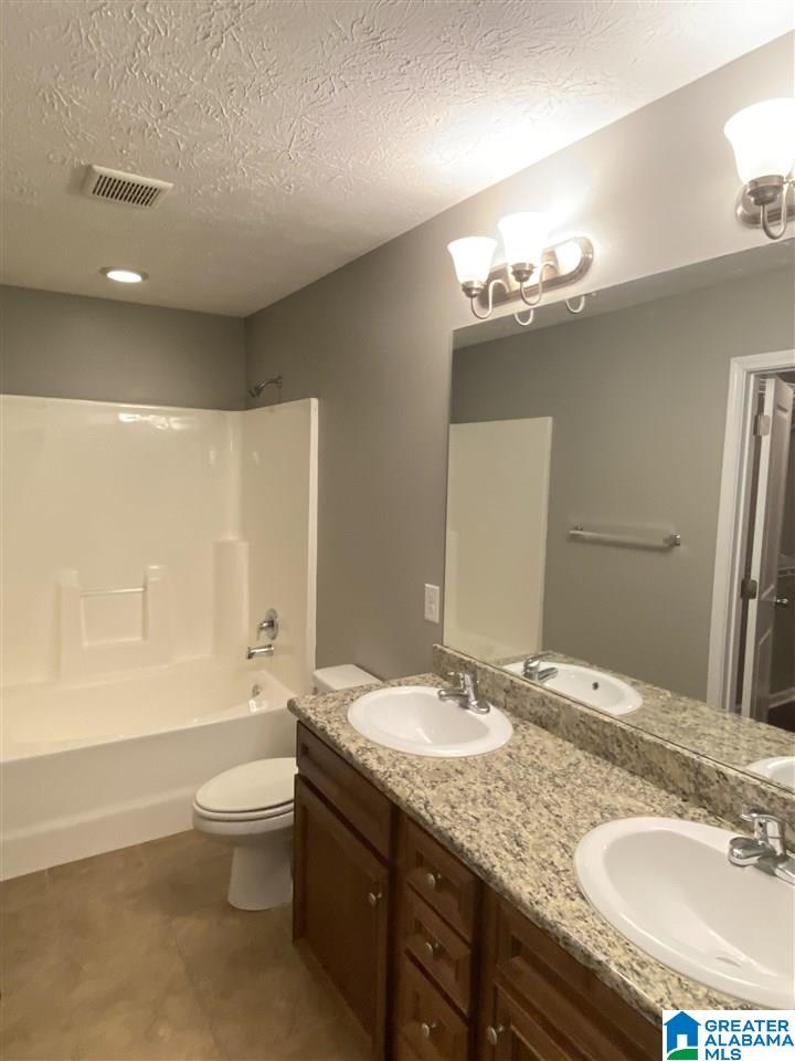 2011 Copper Lane Opelika, AL 36801 - Photo 17 of 20
