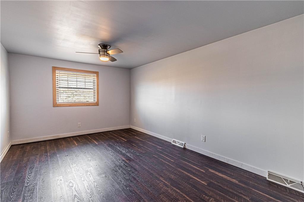 336 Coxcomb Hill Road Verona, PA 15147 - Photo 13 of 22 Gallery Image 13
