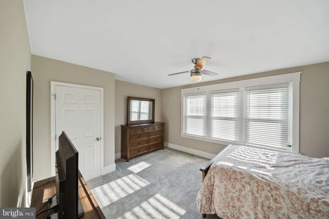 $339,900 | 261 East Avon Road, Brookhaven, PA 19015