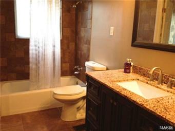 41 Roland Avenue Ballwin, MO 63021 - Photo 12 of 23