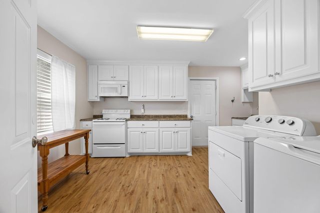 $917,000 | 1804 Redhead Road, Moncks Corner, SC 29461