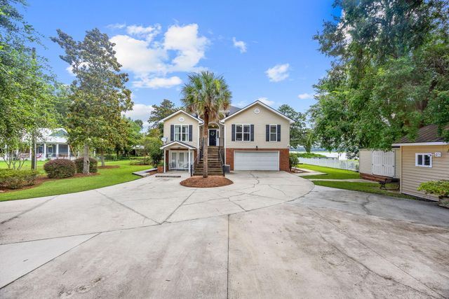 $917,000 | 1804 Redhead Road, Moncks Corner, SC 29461