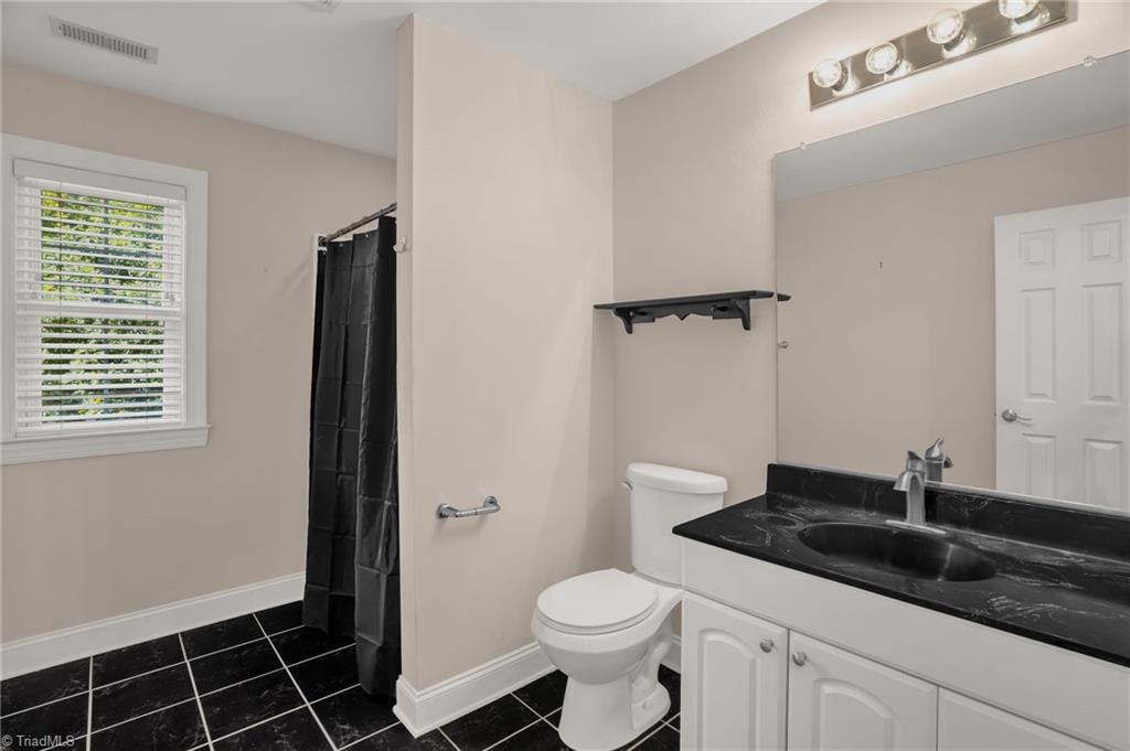 2302 Brigham Road Greensboro, NC 27409 - Photo 29 of 50 Gallery Image 29