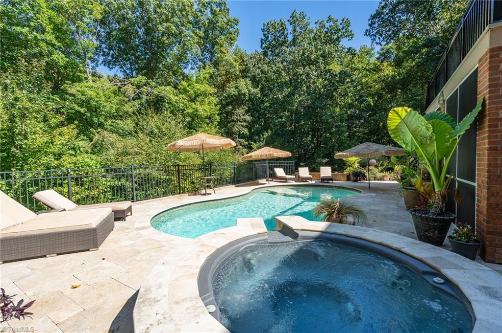 2302 Brigham Road Greensboro, NC 27409 - Photo 40 of 50 Gallery Image 40