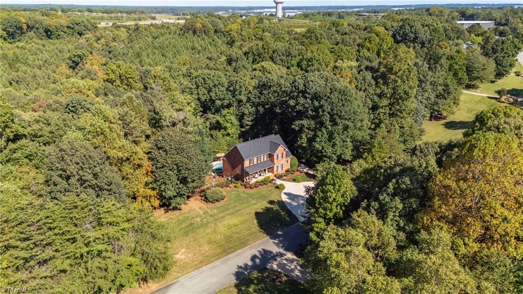 2302 Brigham Road Greensboro, NC 27409 - Photo 48 of 50 Gallery Image 48
