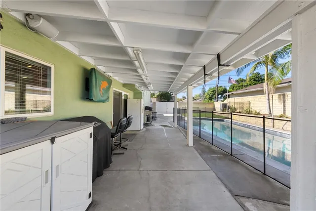 a view of a storage & utility room