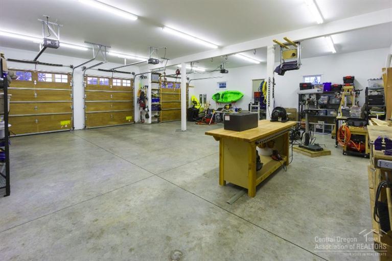 25295 Dodds Road Bend, OR 97701 - Photo 24 of 25 Additional Photo