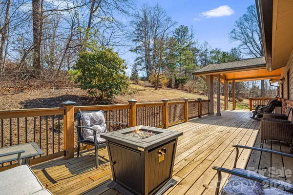$775,000 | 4 Lynnette Drive, Fairview, NC 28730
