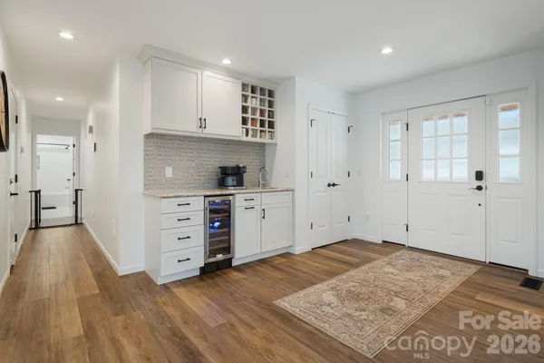 $775,000 | 4 Lynnette Drive, Fairview, NC 28730