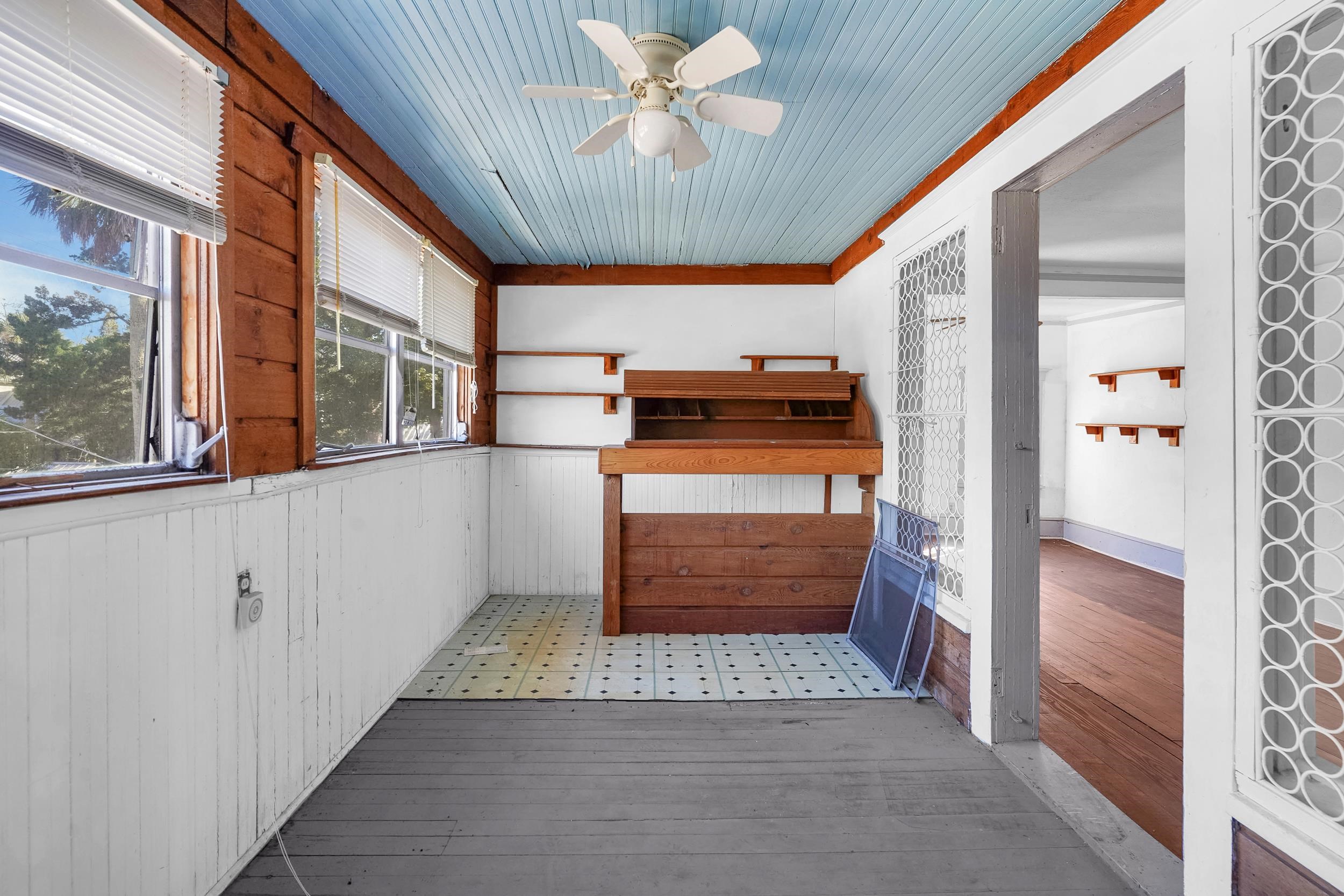 134 Washington Street St. Augustine, FL 32084 - Photo 23 of 41 View of unfurnished sunroom