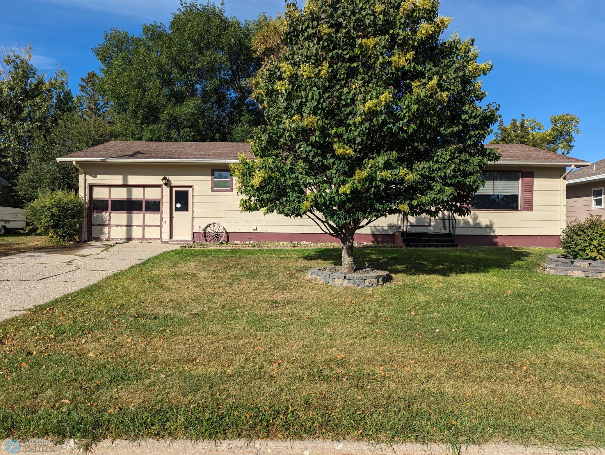 655 6th Street Southwest Forman, ND 58032 - Photo 1 of 1 Gallery Image 1