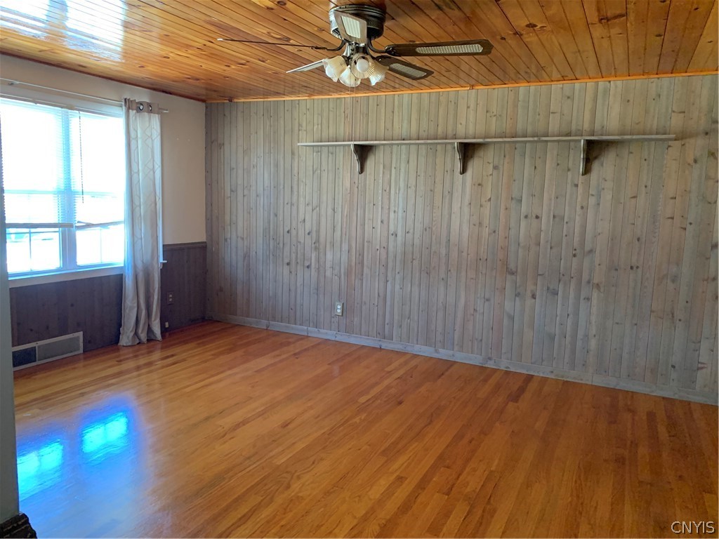 1908 Bedford Street Rome, NY 13440 - Photo 3 of 11