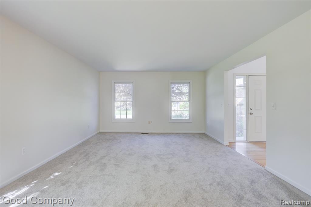 3526 Inverness Drive Rochester, MI 48306 - Photo 17 of 82