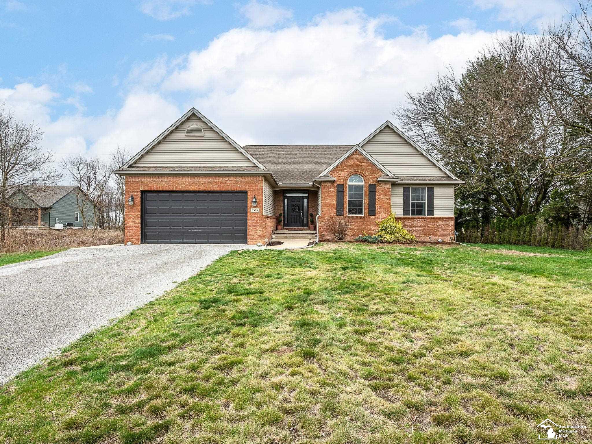 9585 Minx Road Temperance, MI 48182 - Photo 1 of 41