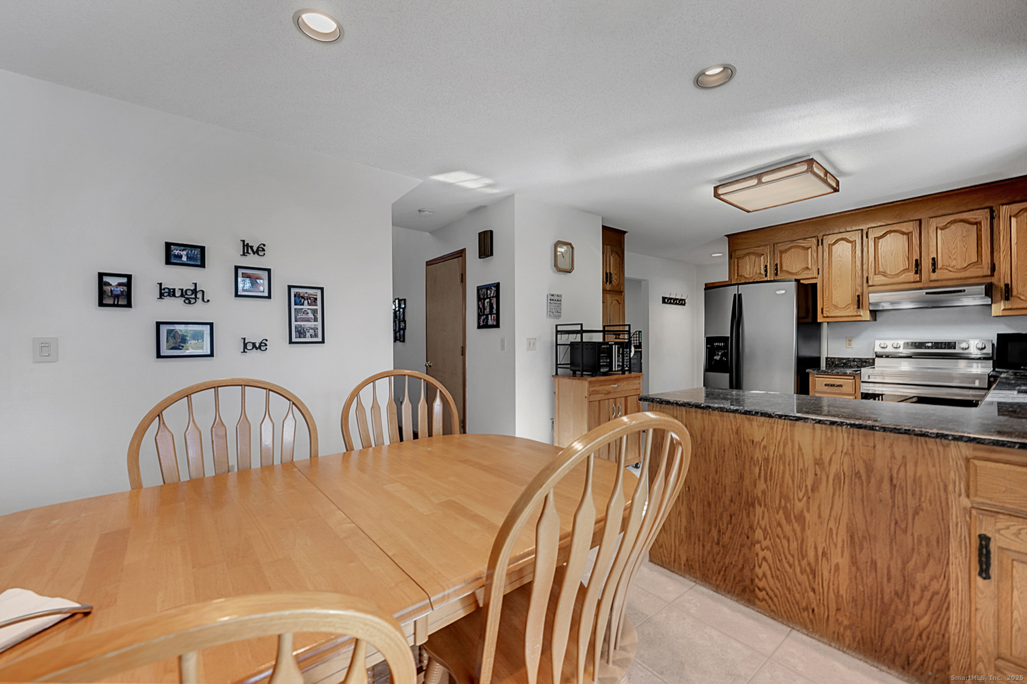 49 Siegas Road Burlington, CT 06013 - Photo 17 of 40