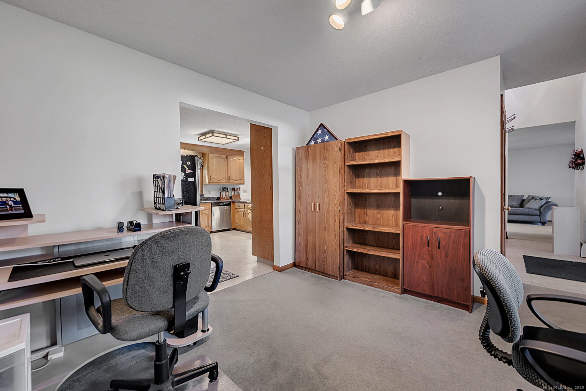 49 Siegas Road Burlington, CT 06013 - Photo 19 of 40