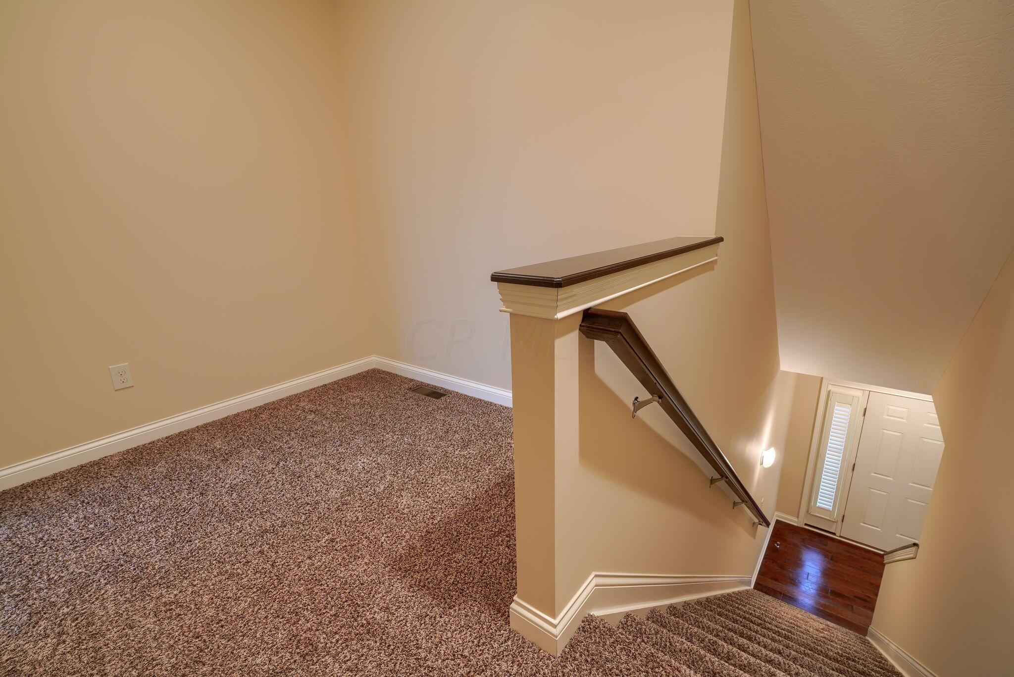 6180 Ray's Way, Unit 21 Hilliard, OH 43026 - Photo 24 of 39 6180 Ray's Way (19)