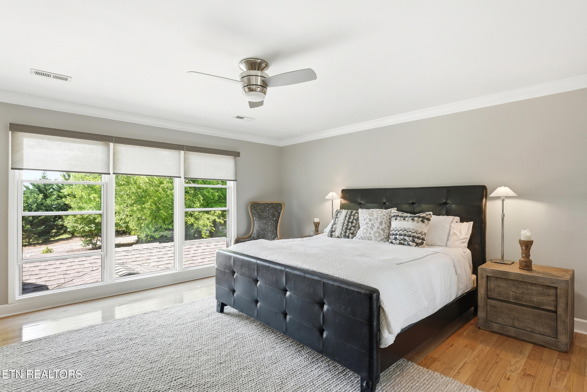 9619 Mariners Point Knoxville, TN 37922 - Photo 28 of 60 Owner's Bedroom