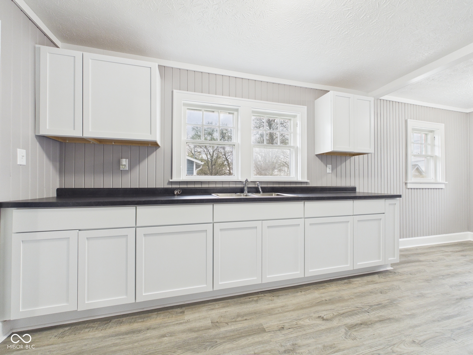 1525 Noble Street Anderson, IN 46016 - Photo 11 of 24