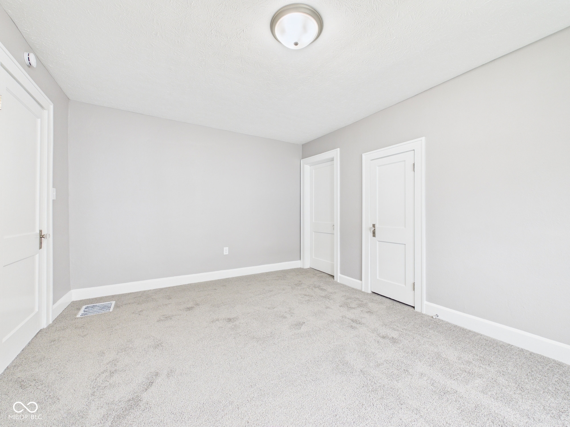 1525 Noble Street Anderson, IN 46016 - Photo 15 of 24