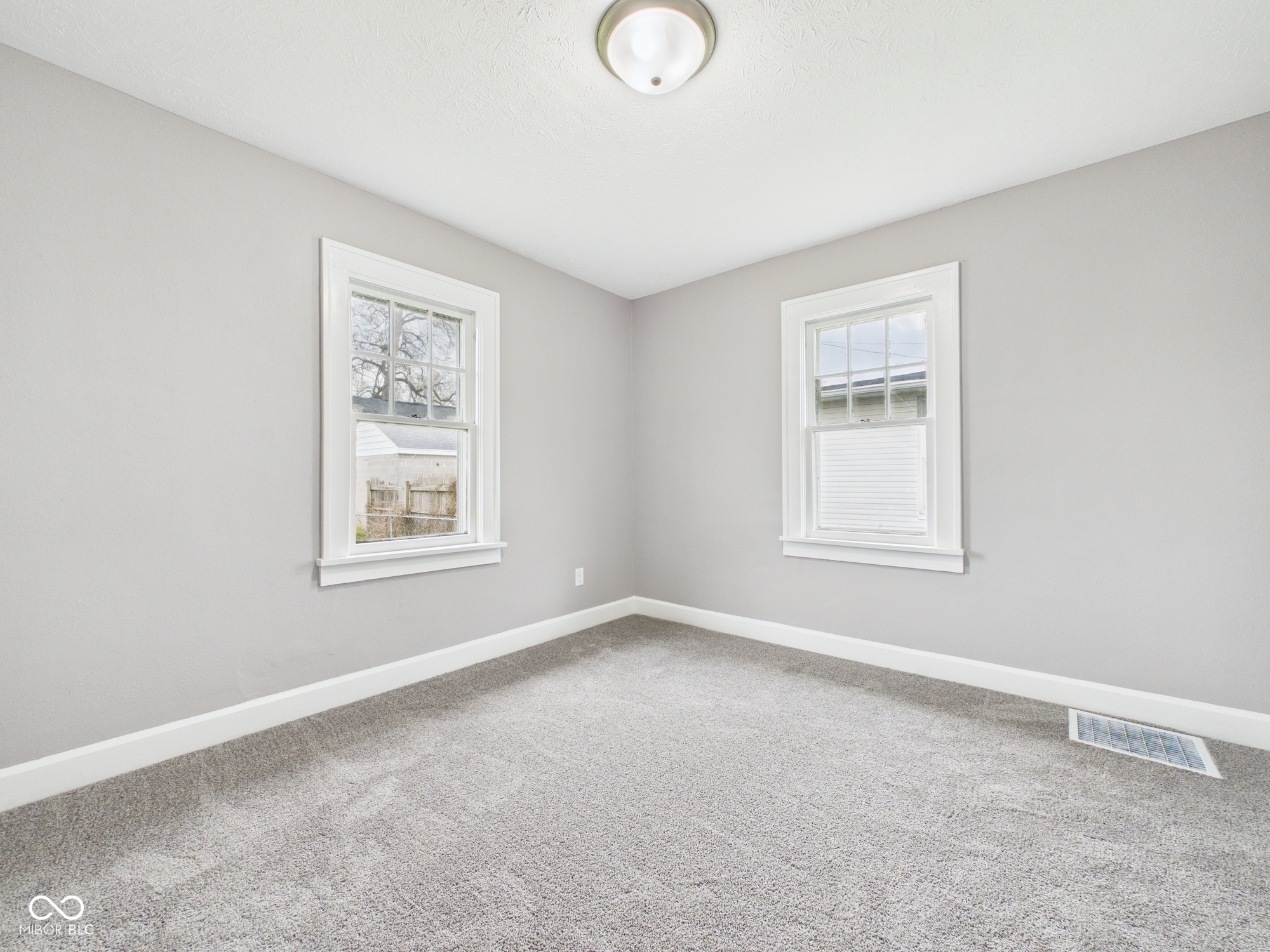 1525 Noble Street Anderson, IN 46016 - Photo 16 of 24