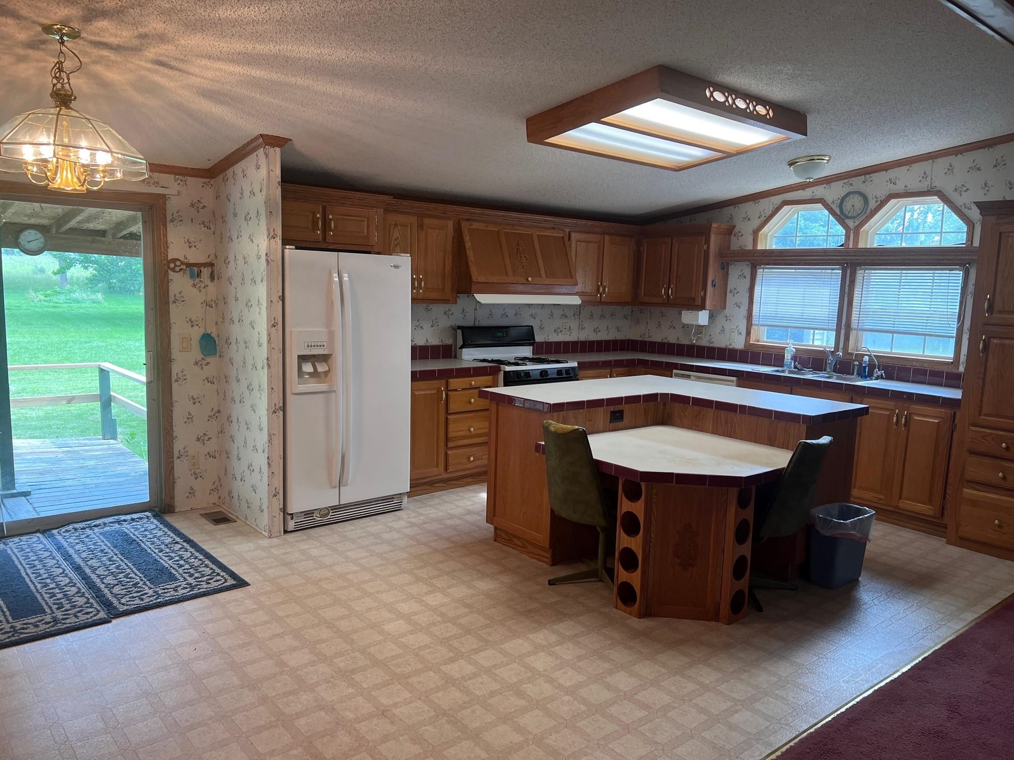 1700 West Lansing Road Morrice, MI 48857 - Photo 3 of 28 50112970-2.JPG