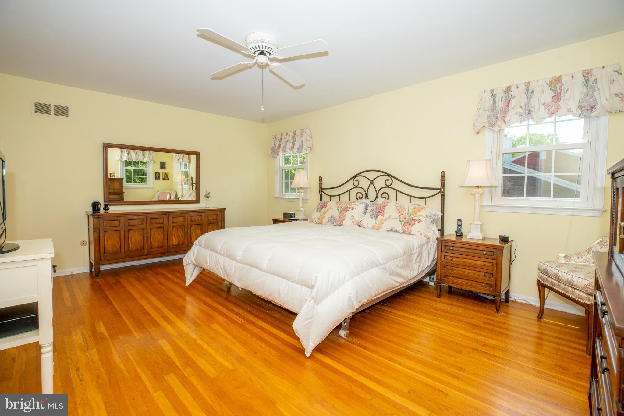 374 Ramsey Road Yardley, PA 19067 - Photo 30 of 52 Gallery Image 30