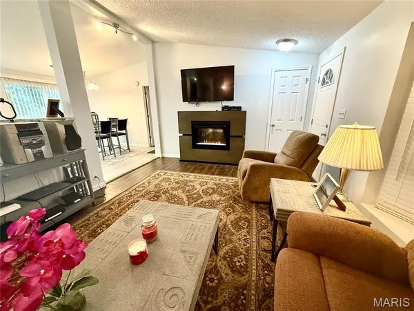 $369,900 | 6207 Iriquois Drive, Unit 6203, French Village, MO 63036