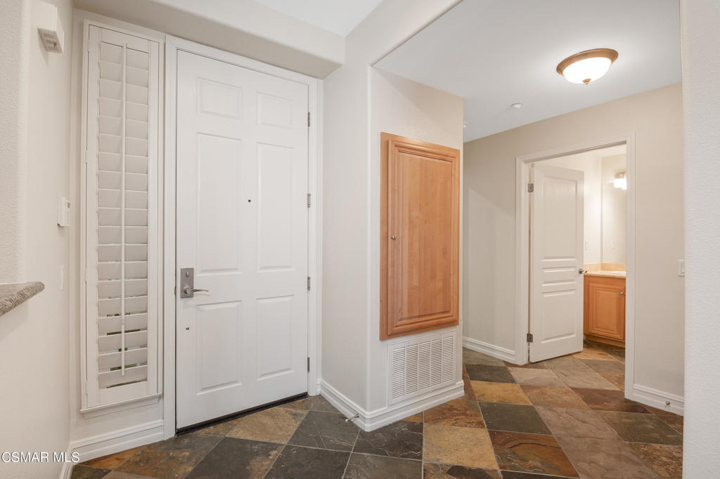 1415 Windshore Way Oxnard, CA 93035 - Photo 14 of 61