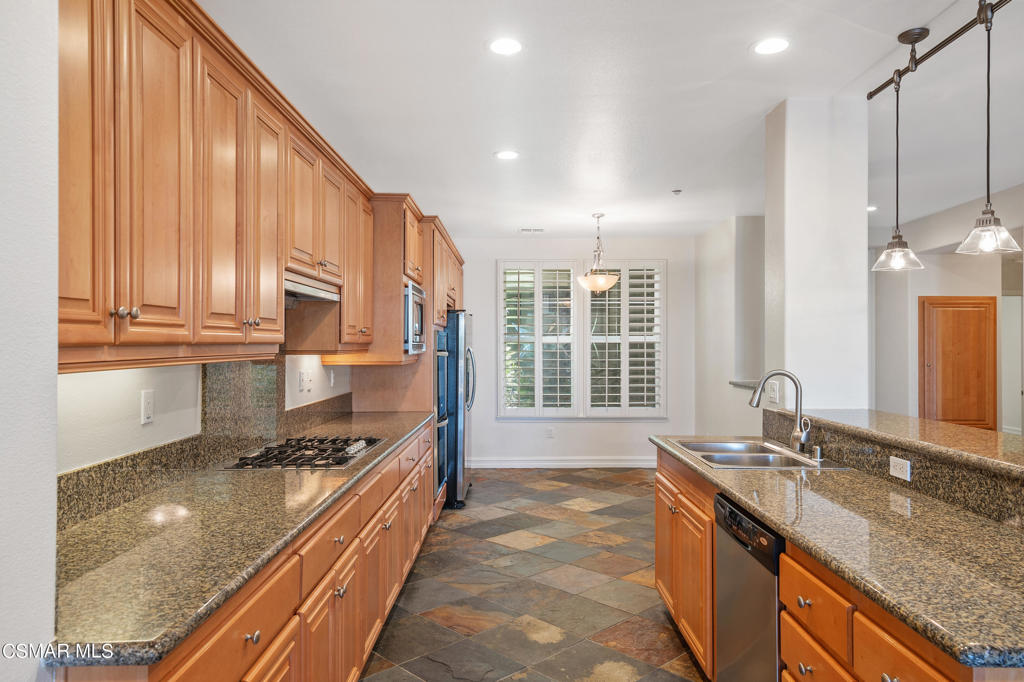 1415 Windshore Way Oxnard, CA 93035 - Photo 18 of 61