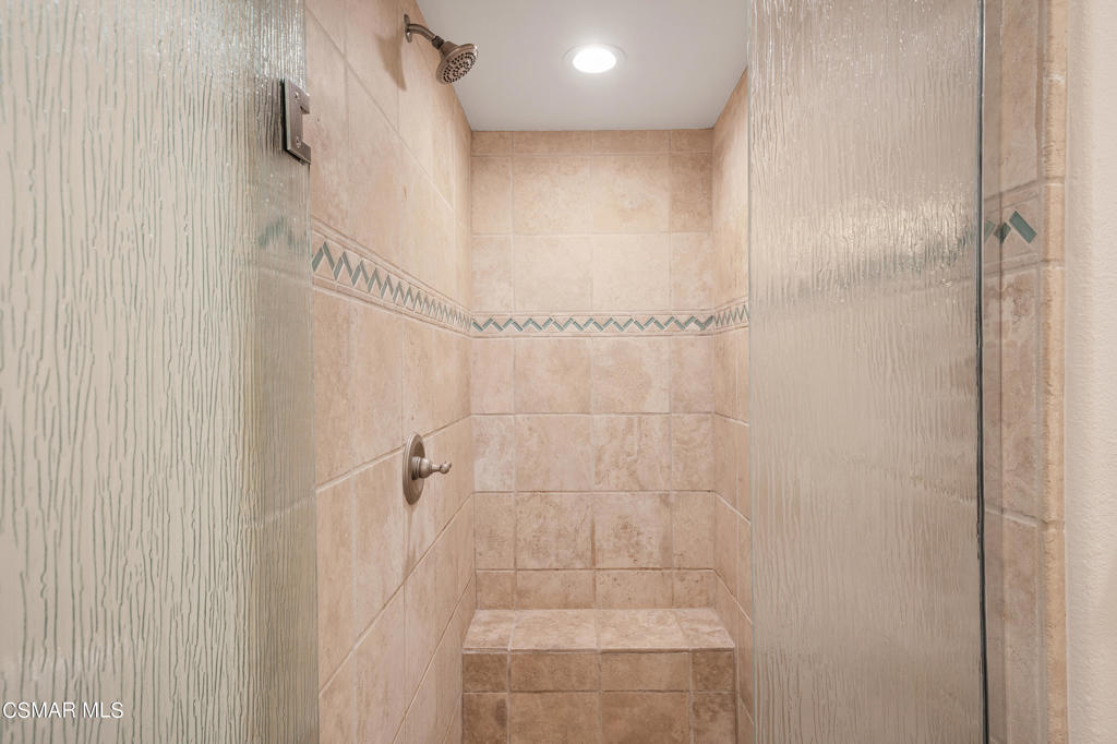 1415 Windshore Way Oxnard, CA 93035 - Photo 39 of 61 a bathroom with a shower